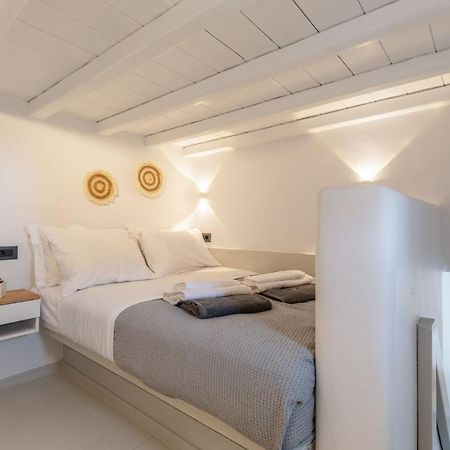 Ivi Mykonean Suites Mimoza Ornos Beach Eksteriør bilde